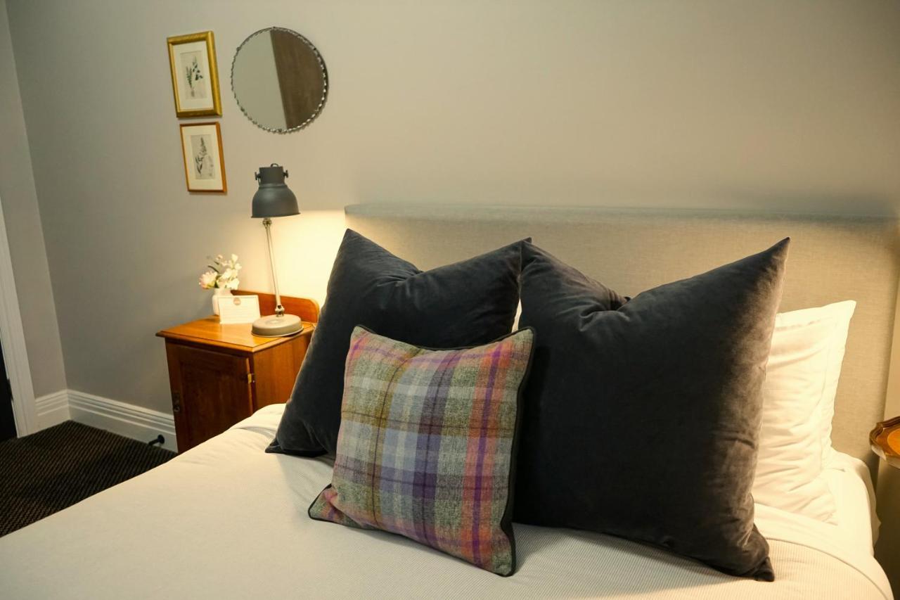 Отель The Commercial Quarters Millthorpe Экстерьер фото